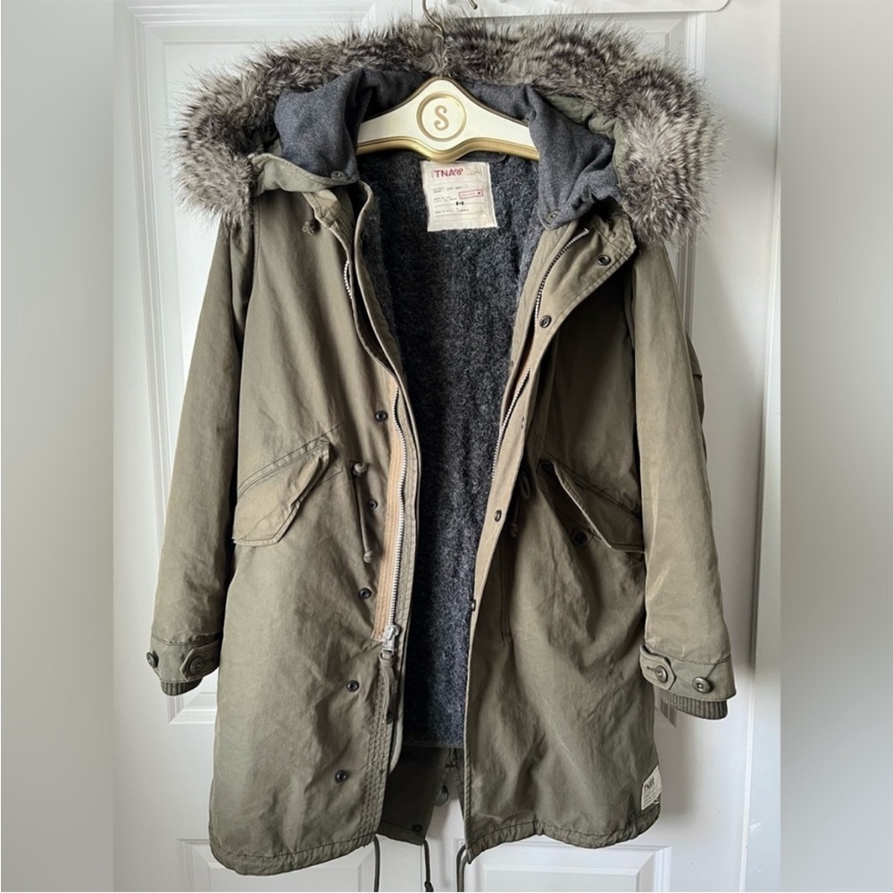 ARITZIA TNA BRITANNIA  PARKA - Picture 4 of 10